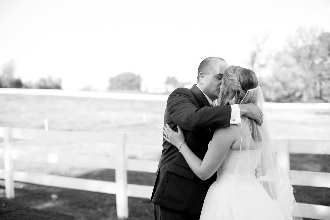 Rustic Wedding Pictures | Lauren Myers Photography