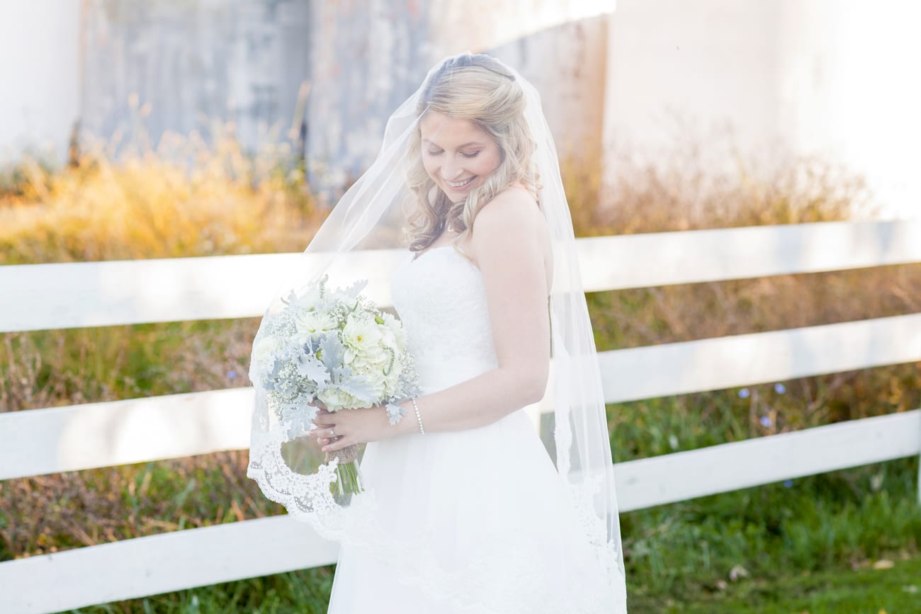 Rustic Wedding Pictures | Lauren Myers Photography