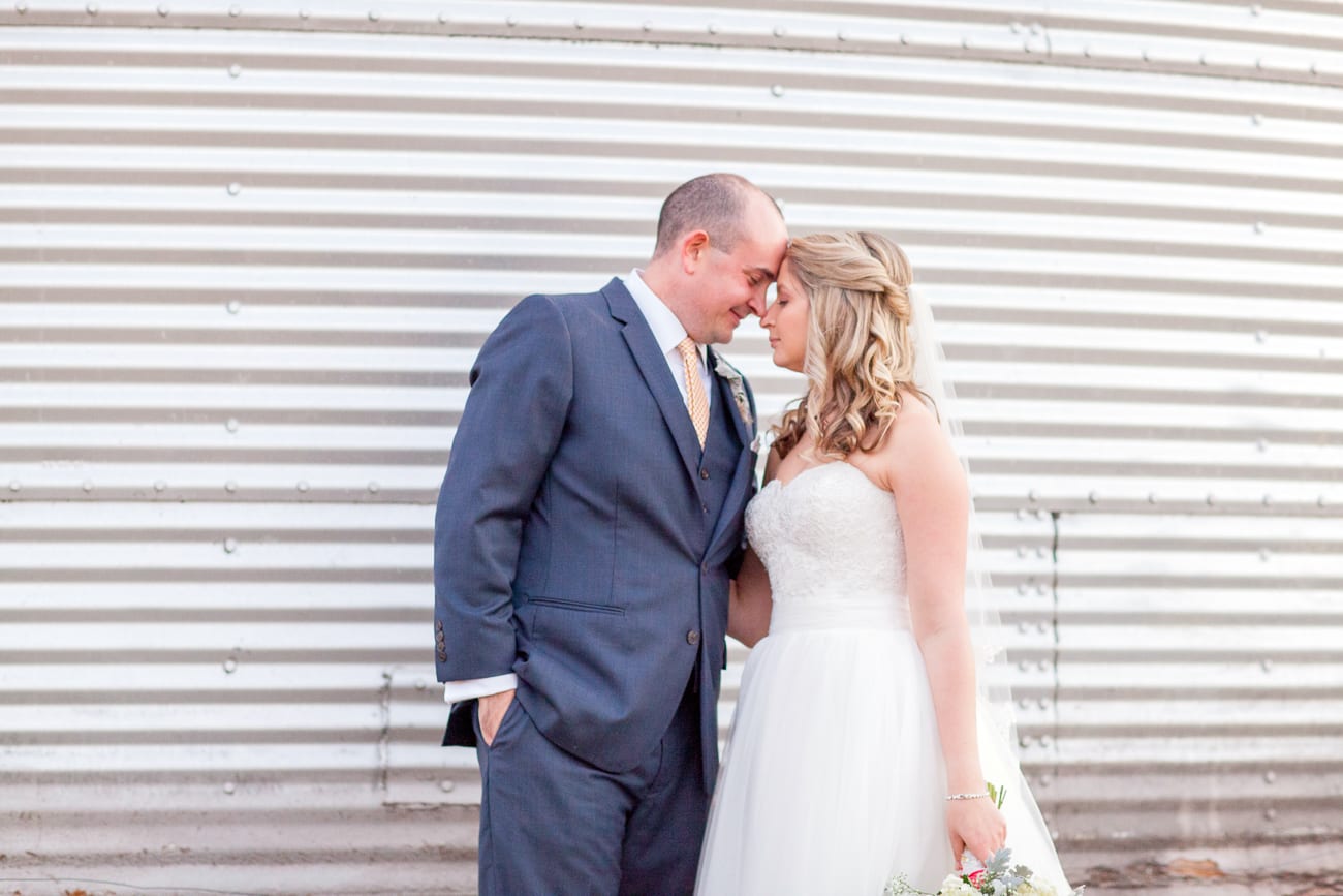 Rustic Wedding Pictures | Lauren Myers Photography