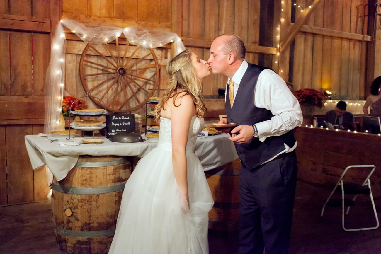 Rustic Wedding Pictures | Lauren Myers Photography