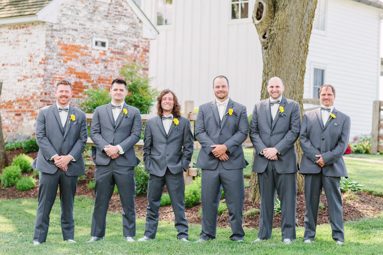 Walker's Overlook- Frederick, Maryland Wedding | Lauren Myers Photography #YellowGrayWedding