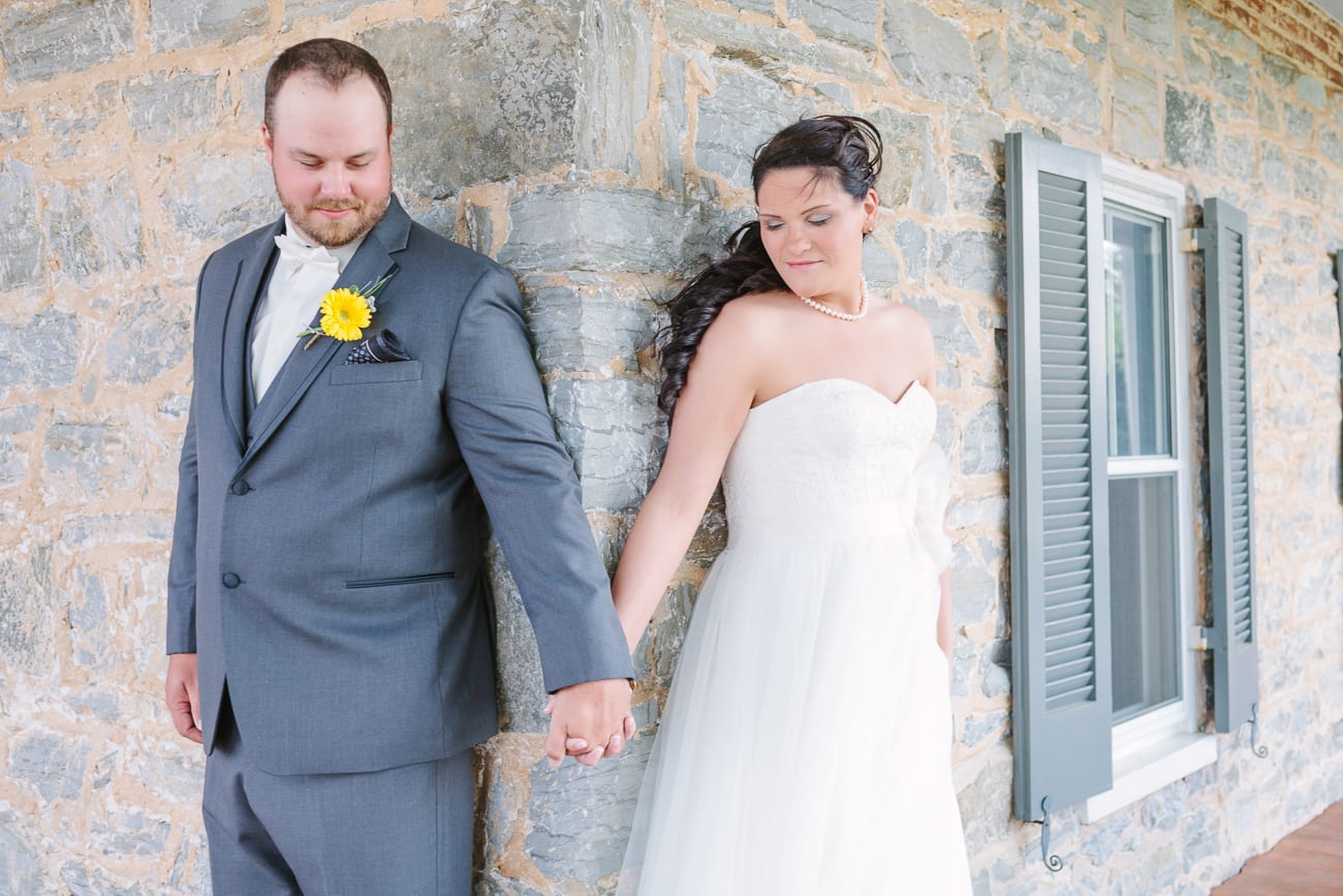 Walker's Overlook- Frederick, Maryland Wedding | Lauren Myers Photography #YellowGrayWedding