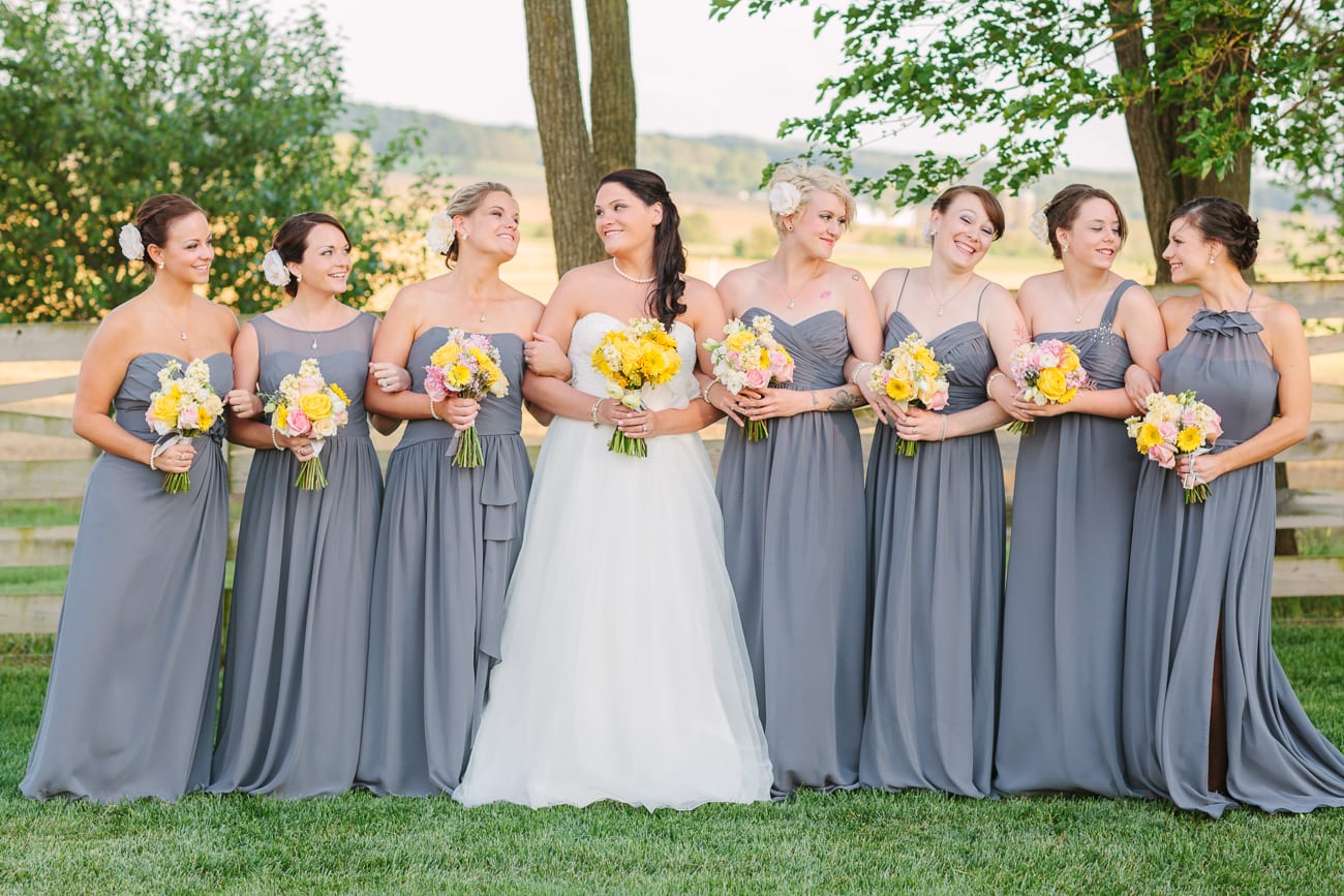 Walker's Overlook- Frederick, Maryland Wedding | Lauren Myers Photography #YellowGrayWedding
