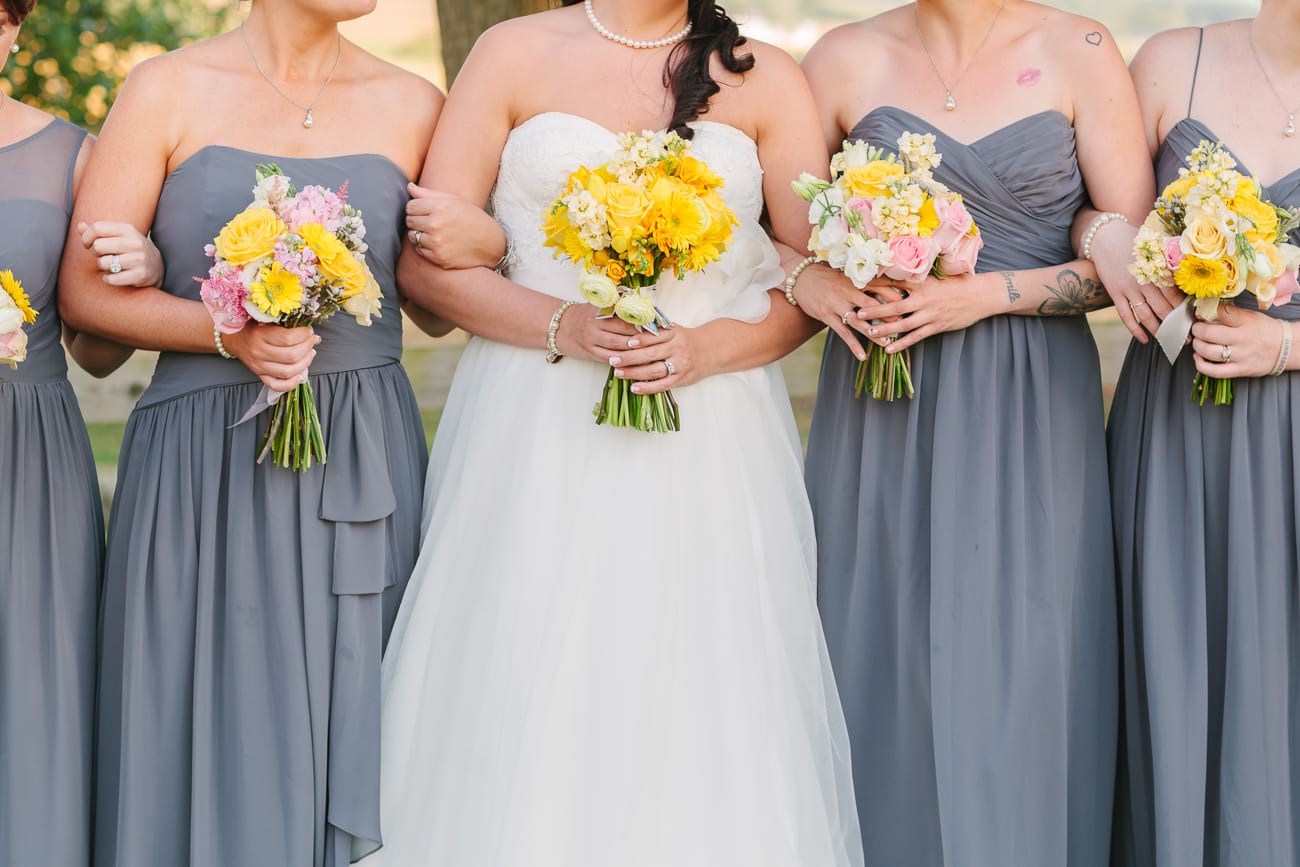 Walker's Overlook- Frederick, Maryland Wedding | Lauren Myers Photography #YellowGrayWedding