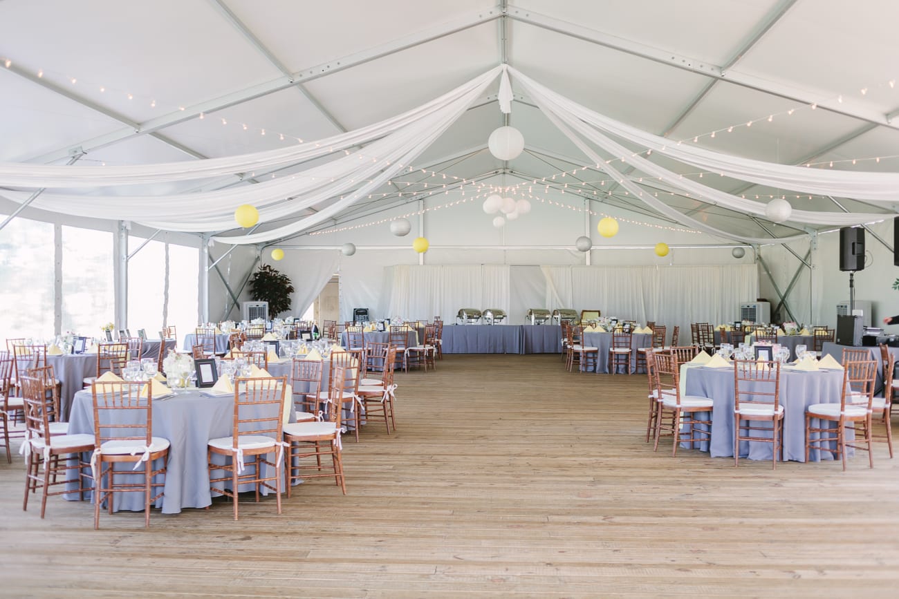 Walker's Overlook- Frederick, Maryland Wedding | Lauren Myers Photography #YellowGrayWedding