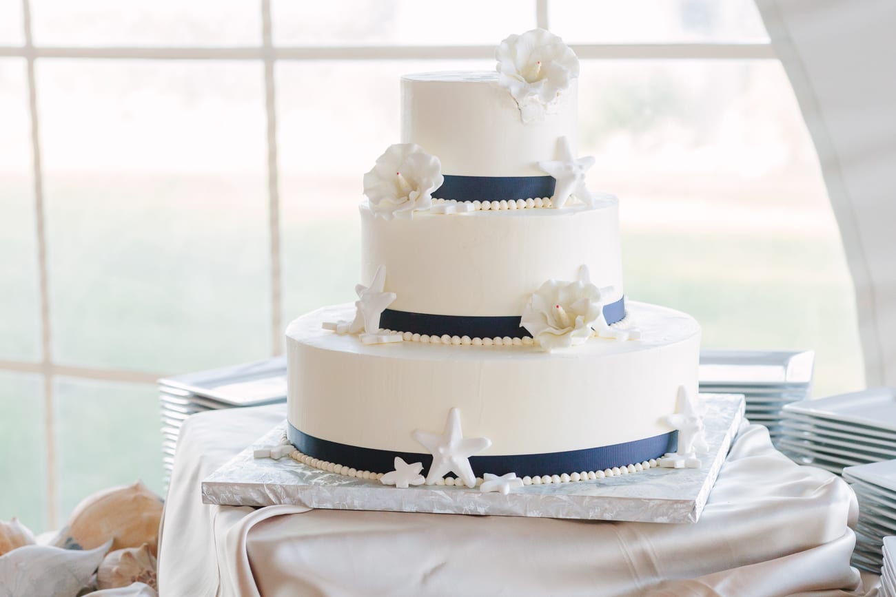 Celebrations at the Bay Wedding | Lauren Myers Photography #Nautical #AnnapolisWedding