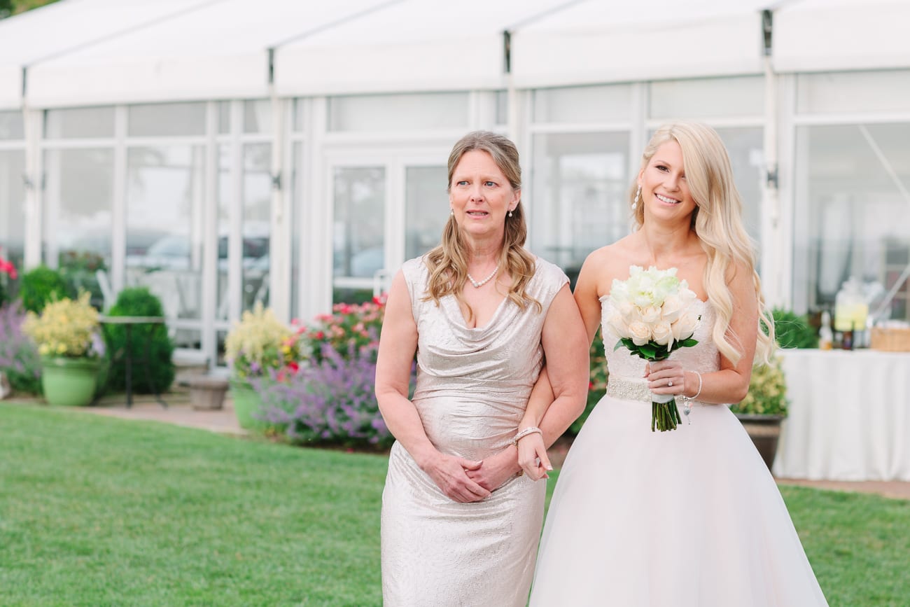 Silver Swan Bayside Wedding // Queen’s Anne Marina- Maryland. Lauren Myers Photography- #NauticalWedding #ChesapeakeBayWedding #Wedding #BadgleyMischka