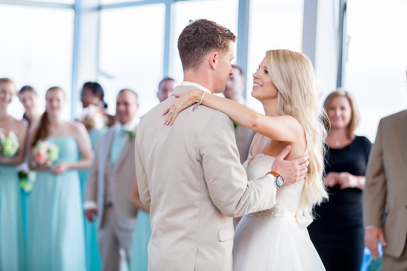 Silver Swan Bayside Wedding // Queen’s Anne Marina- Maryland. Lauren Myers Photography- #NauticalWedding #ChesapeakeBayWedding #Wedding #BadgleyMischka