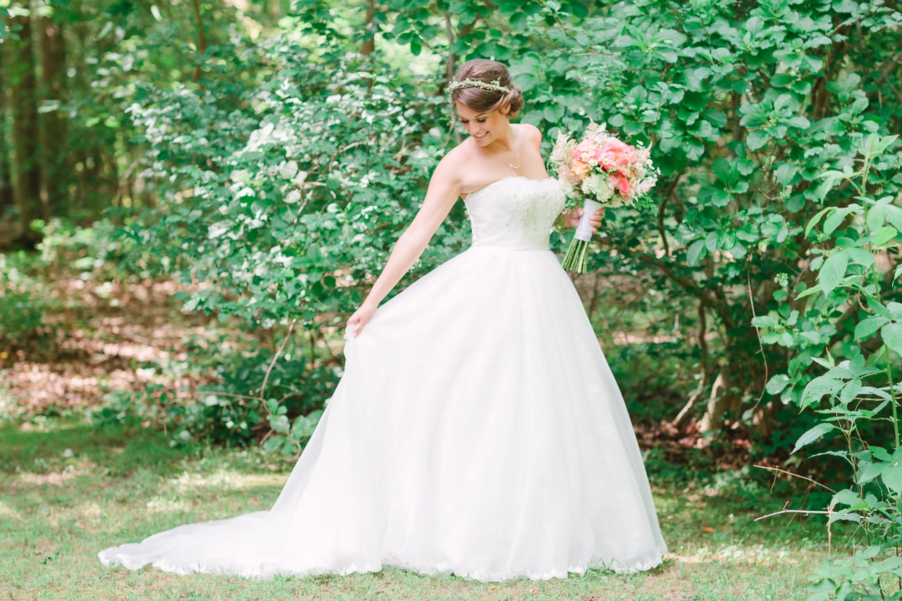 Celebrations at the Bay Wedding- Annapolis, Maryland // Lauren Myers Photography #ChesapeakeBay #CelebrationsAtTheBay #BohemianWedding Blush + Gold Wedding