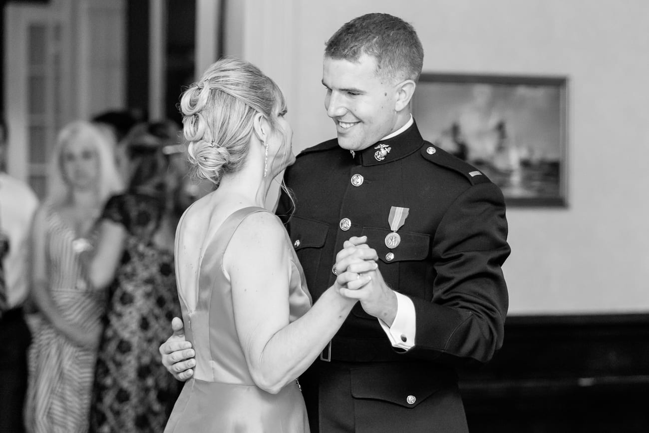 United States Naval Academy Wedding – Annapolis, Maryland // Lauren Myers Photography #USNA #USNAWedding #UnitedStatesNavalAcademy #UnitedStatesNavalAcademyWedding #MilitaryWedding #USMC #UnitedStatesMarineCorp #USMCWedding