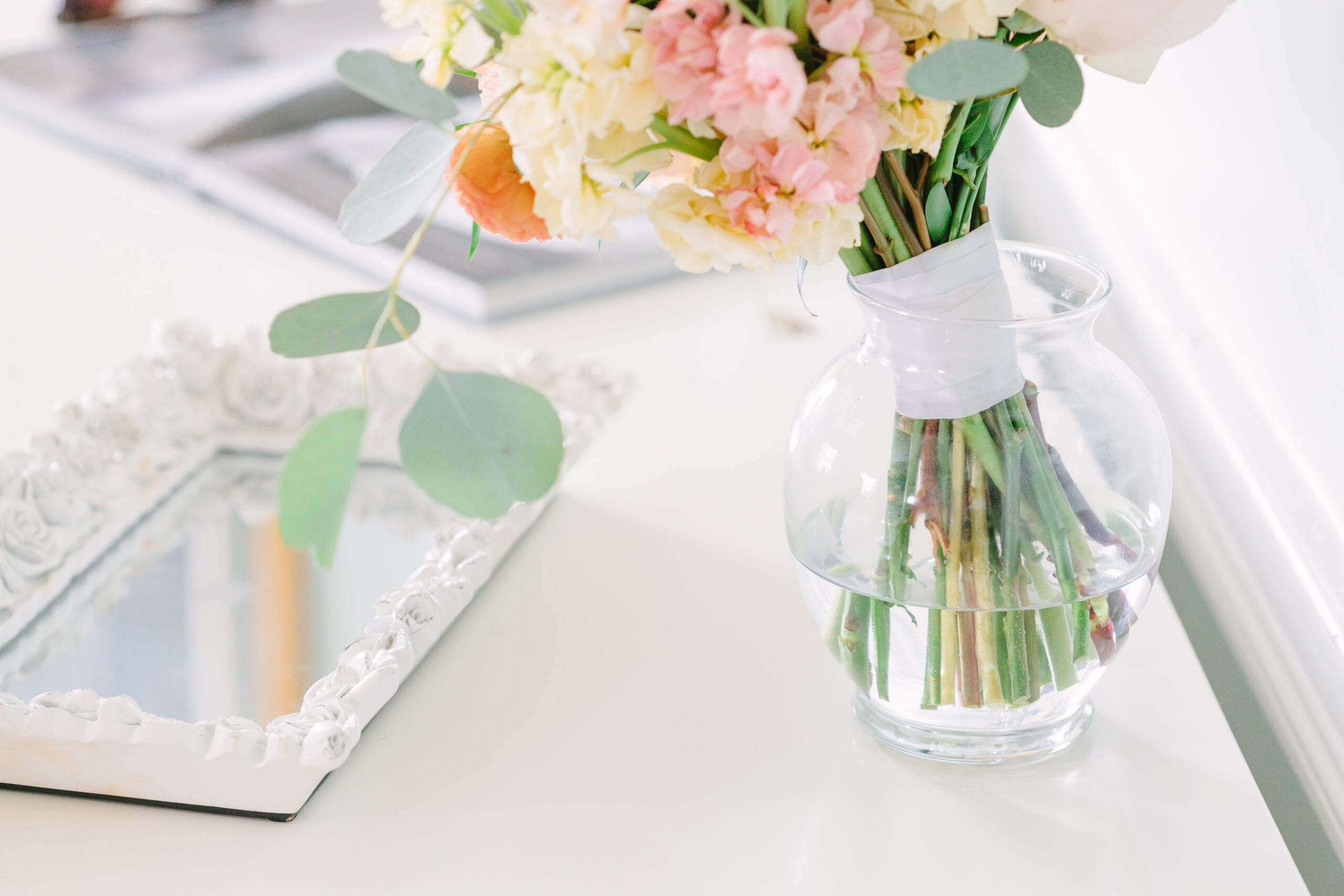 Romantic Fall Wedding at Belmont Manor | Photography by Lauren Myers Photography #EED #champagnewedding #romantic