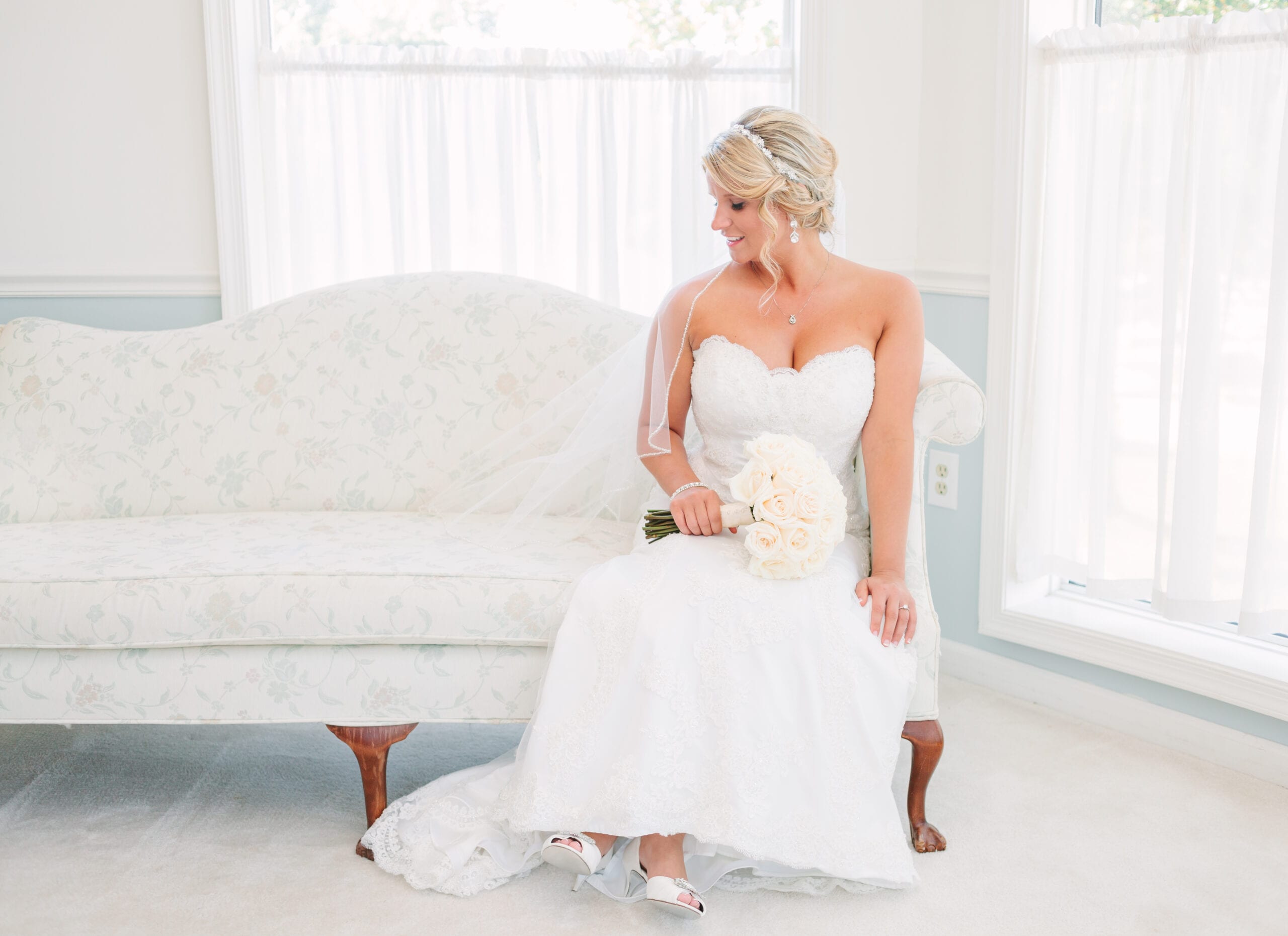 Eastern Yacht Club Wedding by Lauren Myers Photography