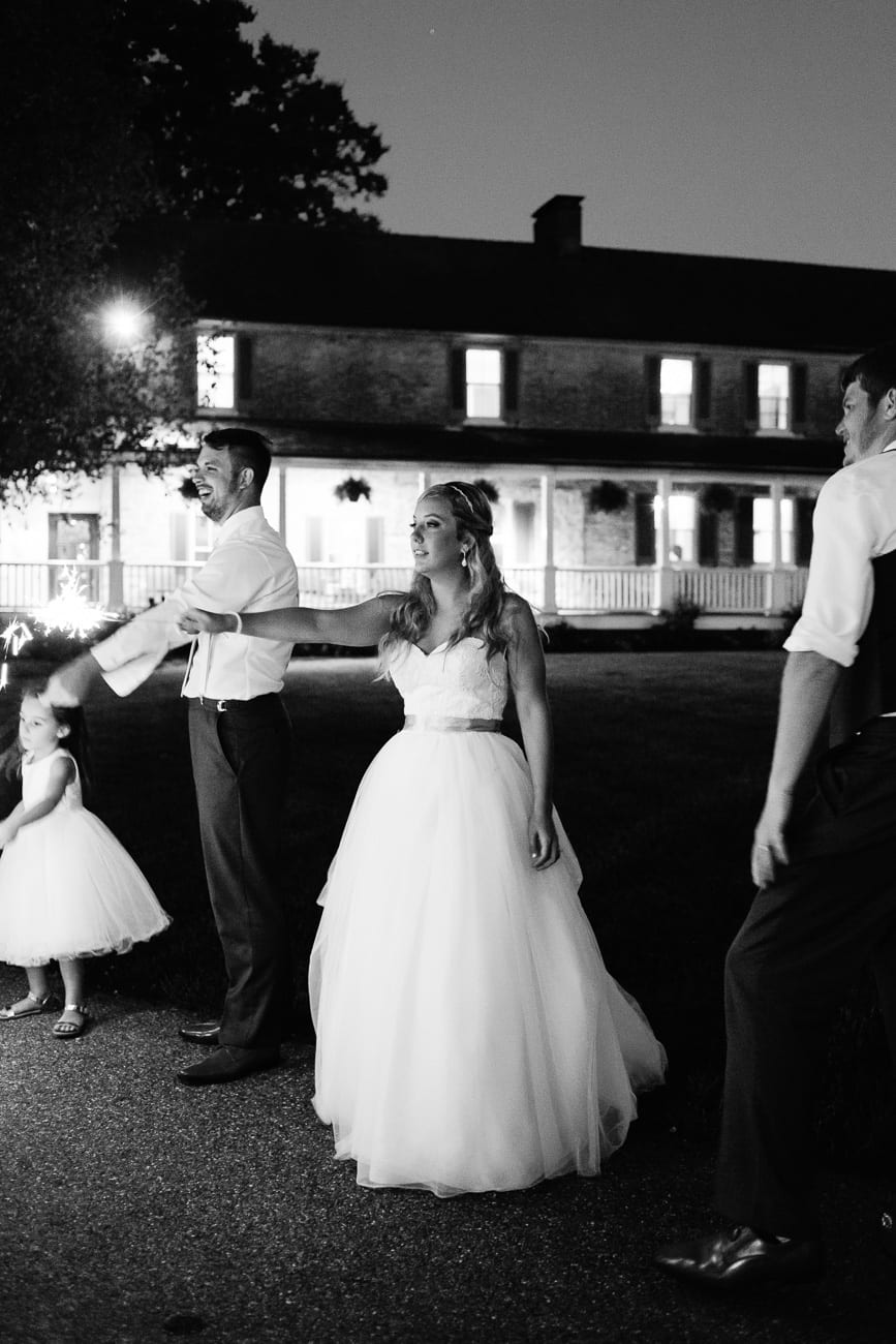 Walker's Overlook Wedding by Lauren Myers Photography