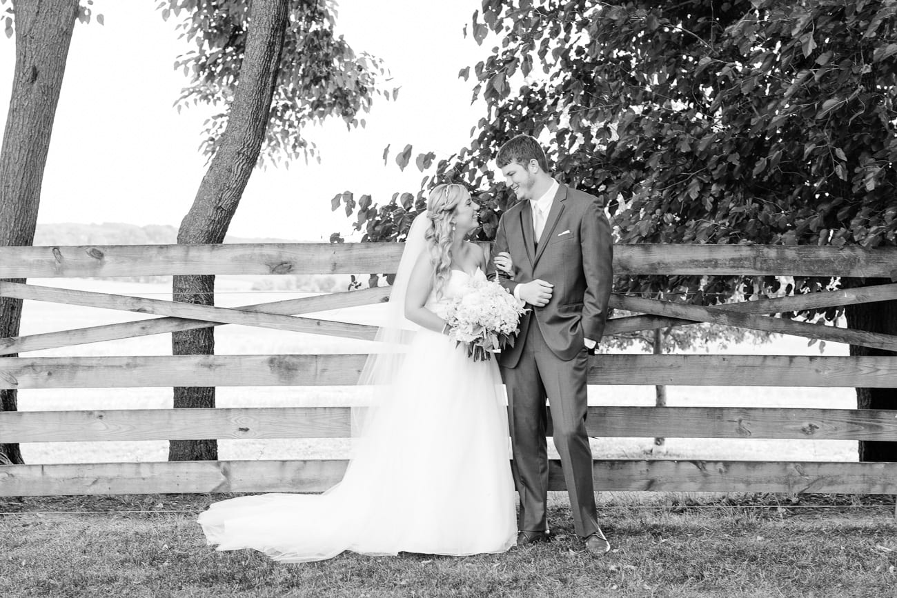 Walker's Overlook Wedding by Lauren Myers Photography