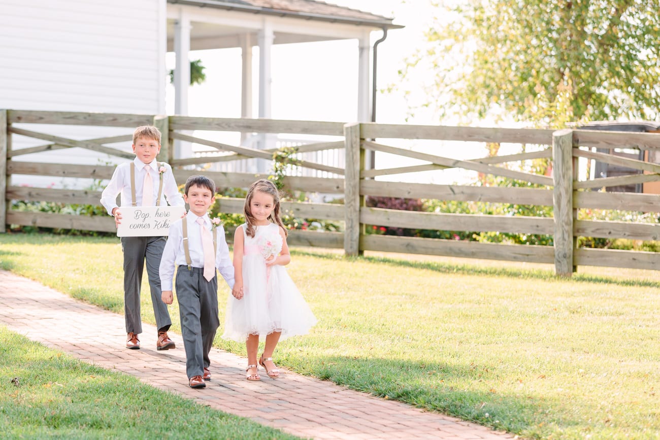 Walker's Overlook Wedding by Lauren Myers Photography