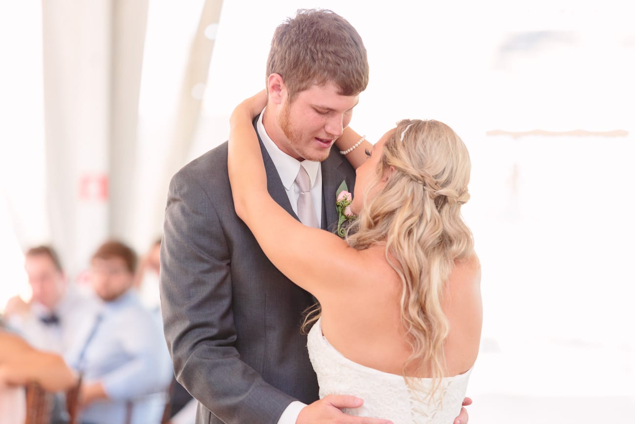 Walker's Overlook Wedding by Lauren Myers Photography